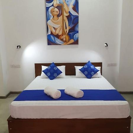 Everdew Kandy Rooms Bagian luar foto
