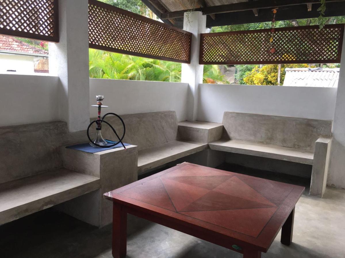 Everdew Kandy Rooms Bagian luar foto